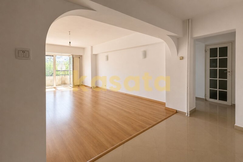Decebal, rond Alba Iulia, 4 camere, 111.7 mp, bloc 1993, etaj 6/8, centrala